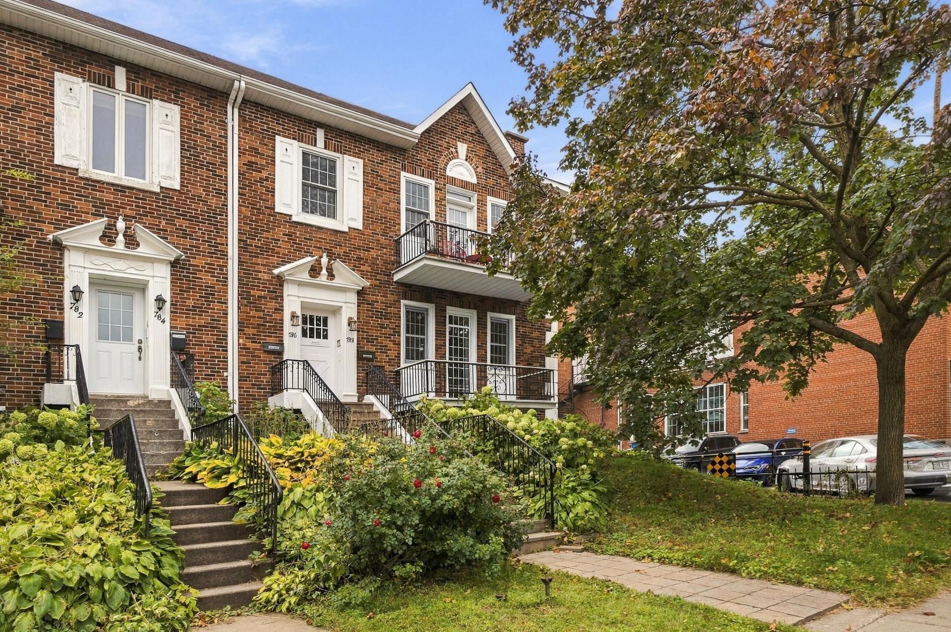 786, Av. McEachran - Photo1