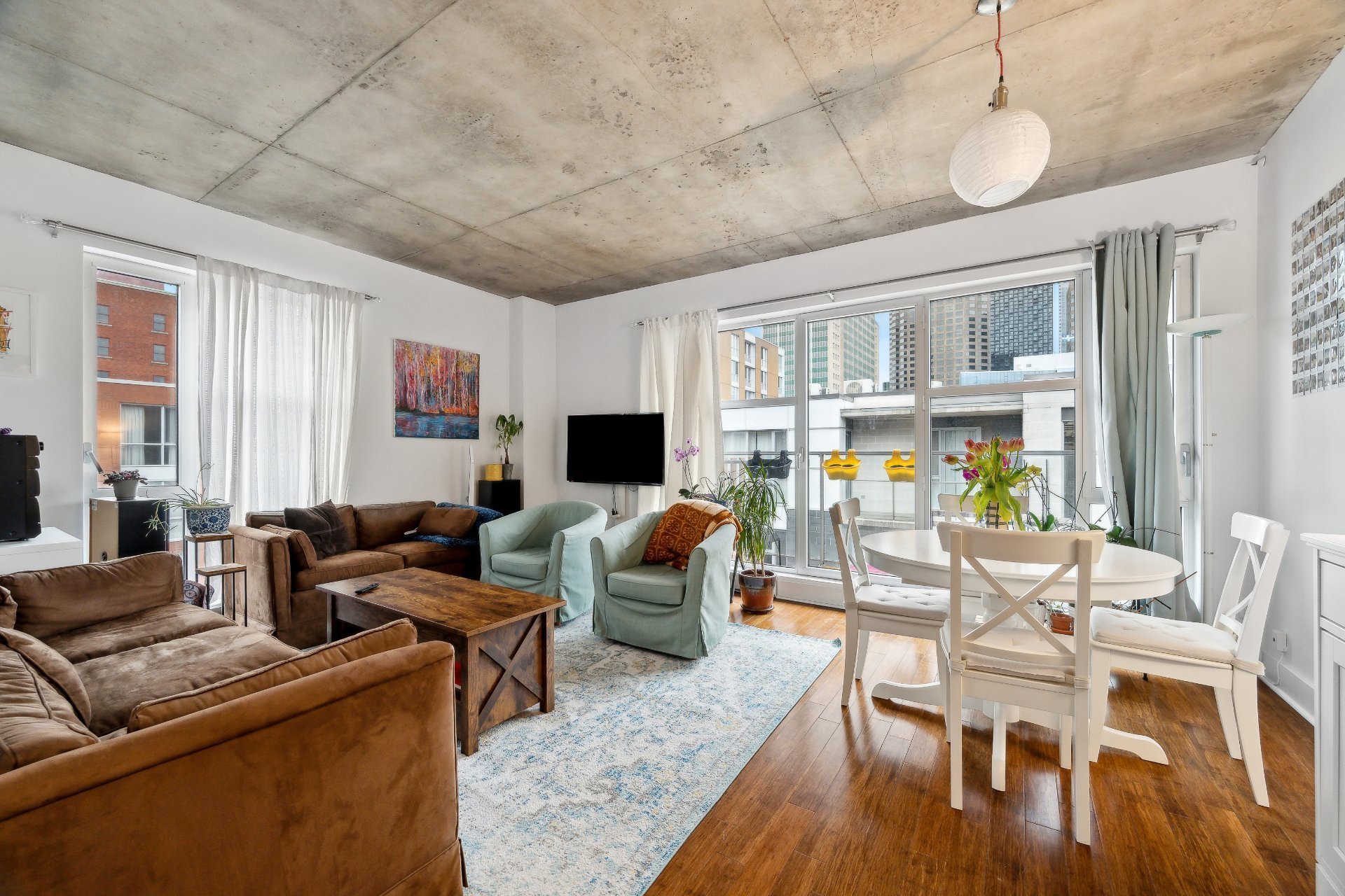 109, Rue Charlotte, APP. 606 - Photo1