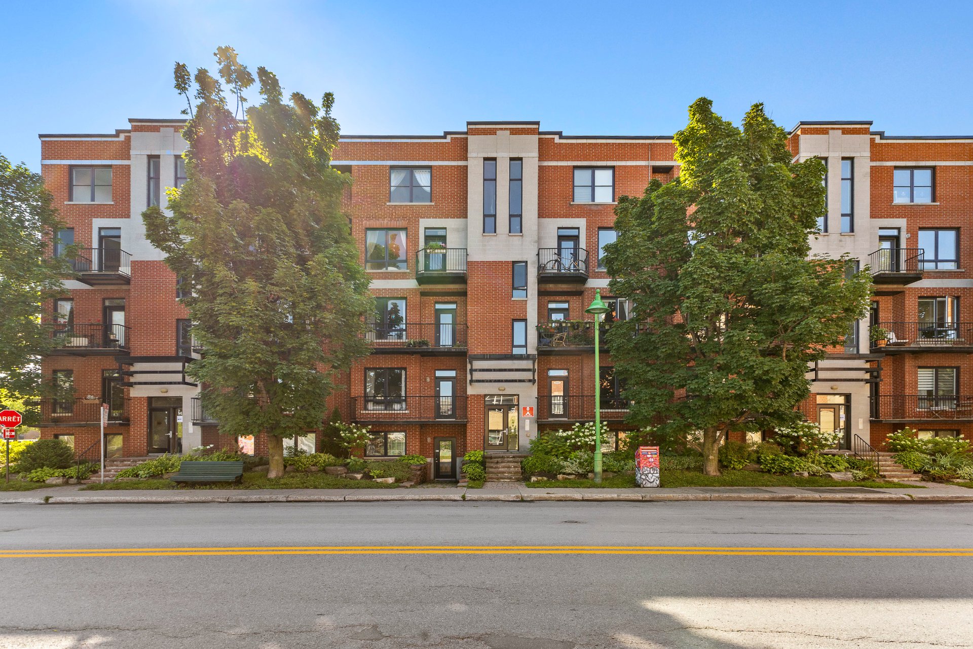 16, Ch. Bates, APT 301 - Photo1