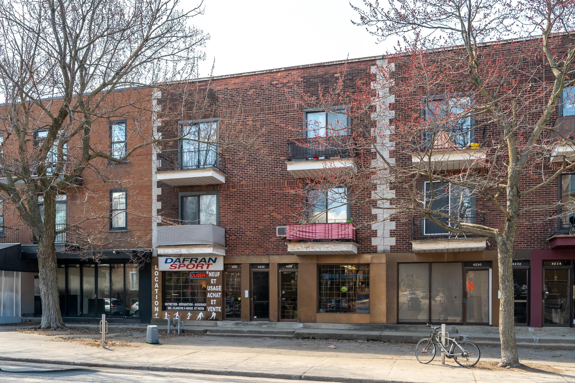 4224-4228, Boul. Décarie - Photo1