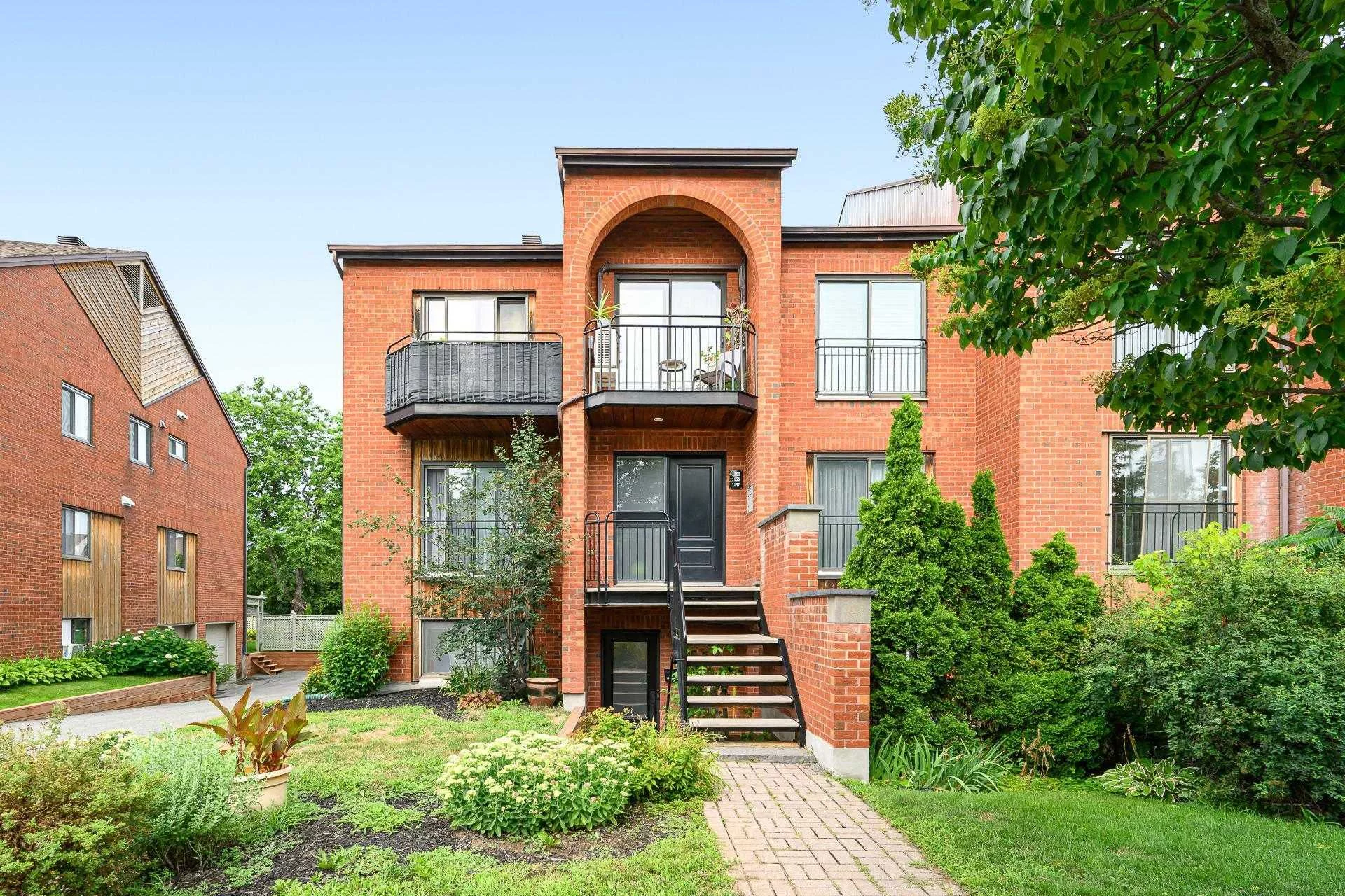 1155, Place Henri-Gauthier - Photo1