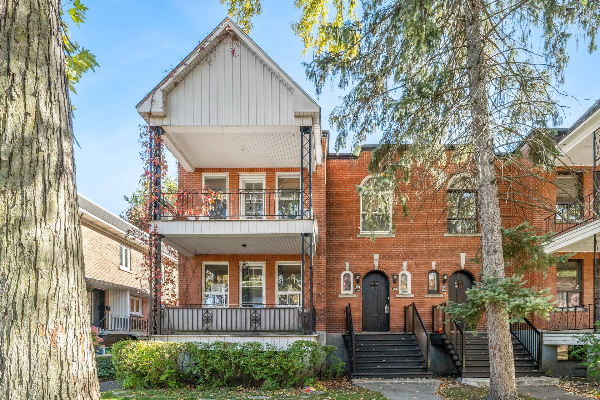 150-152, Av. Willowdale - Photo1