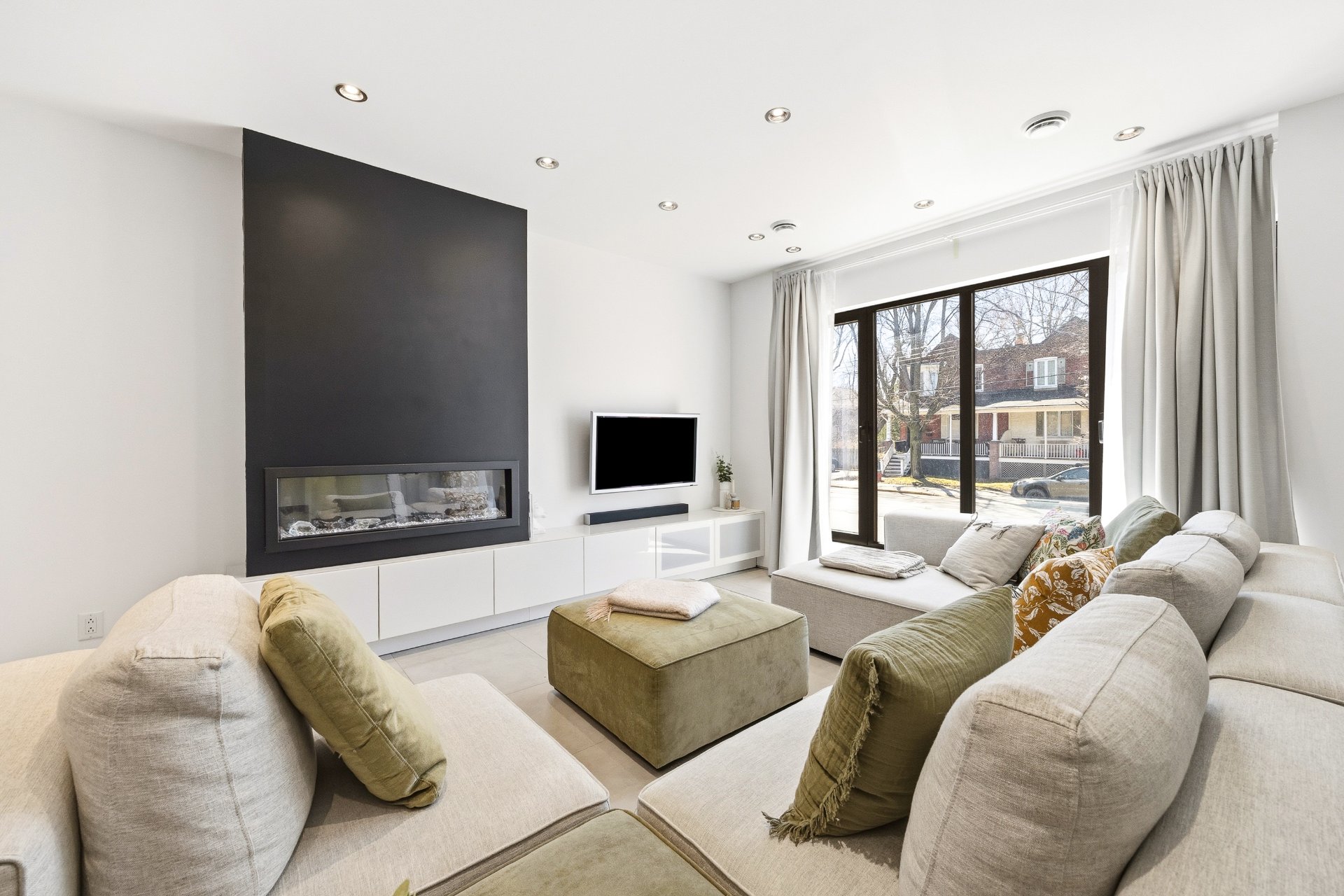 137, Av. Westminster N., APT A - Photo1