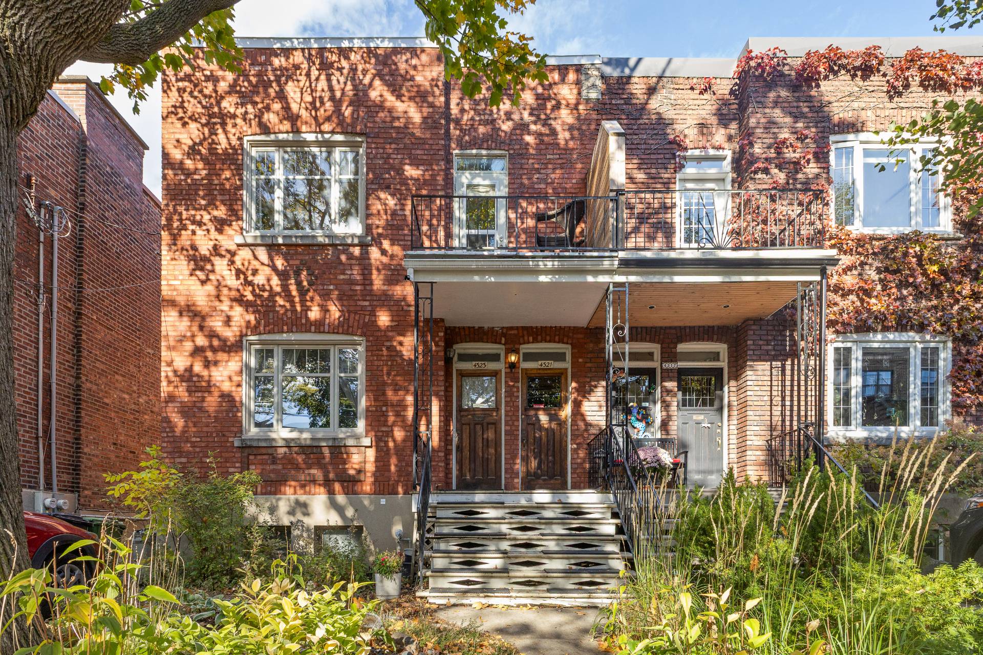 4321, Av. Harvard - Photo1