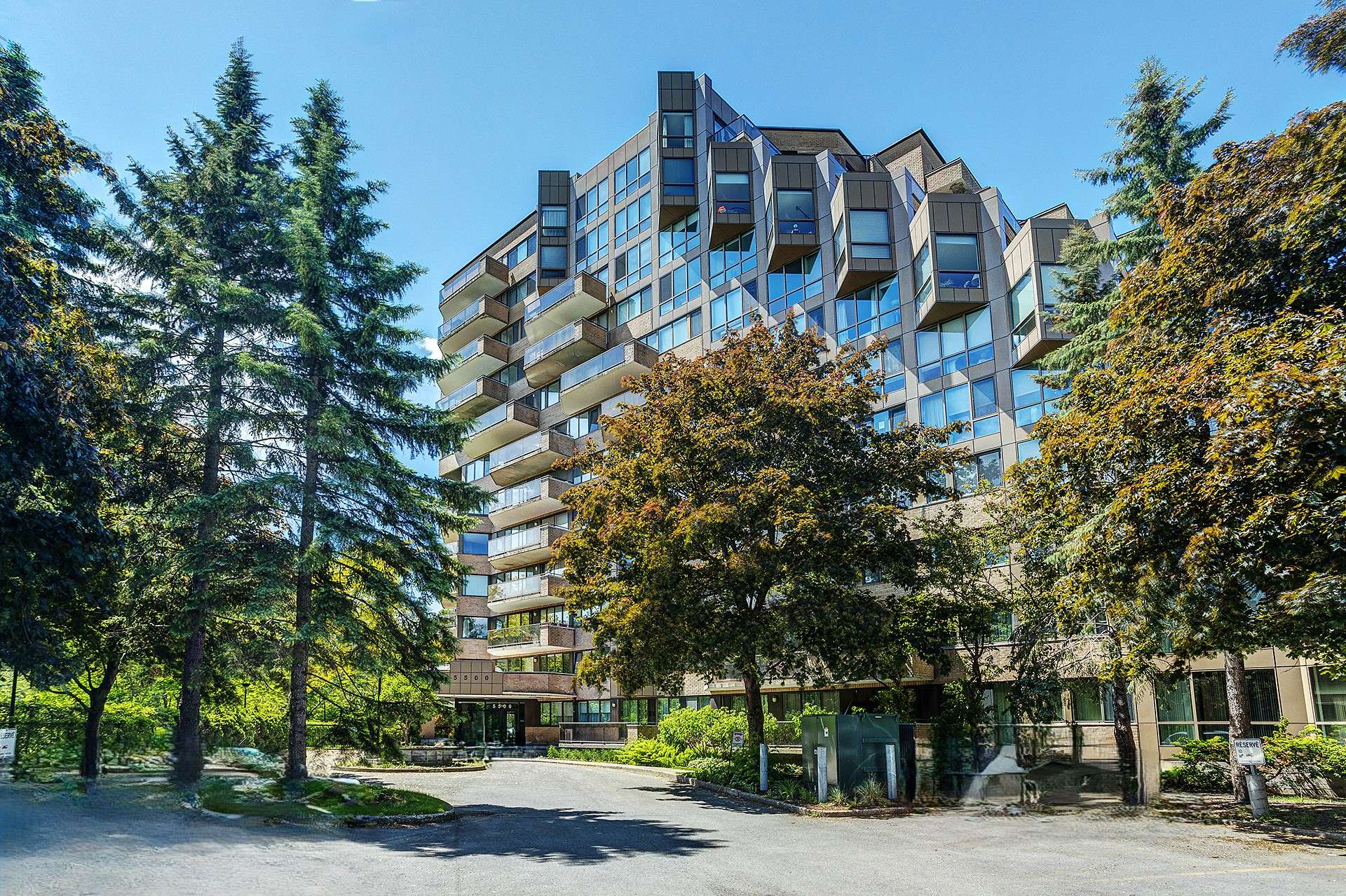 5500, Place De Jumonville, APT 112 - Photo1