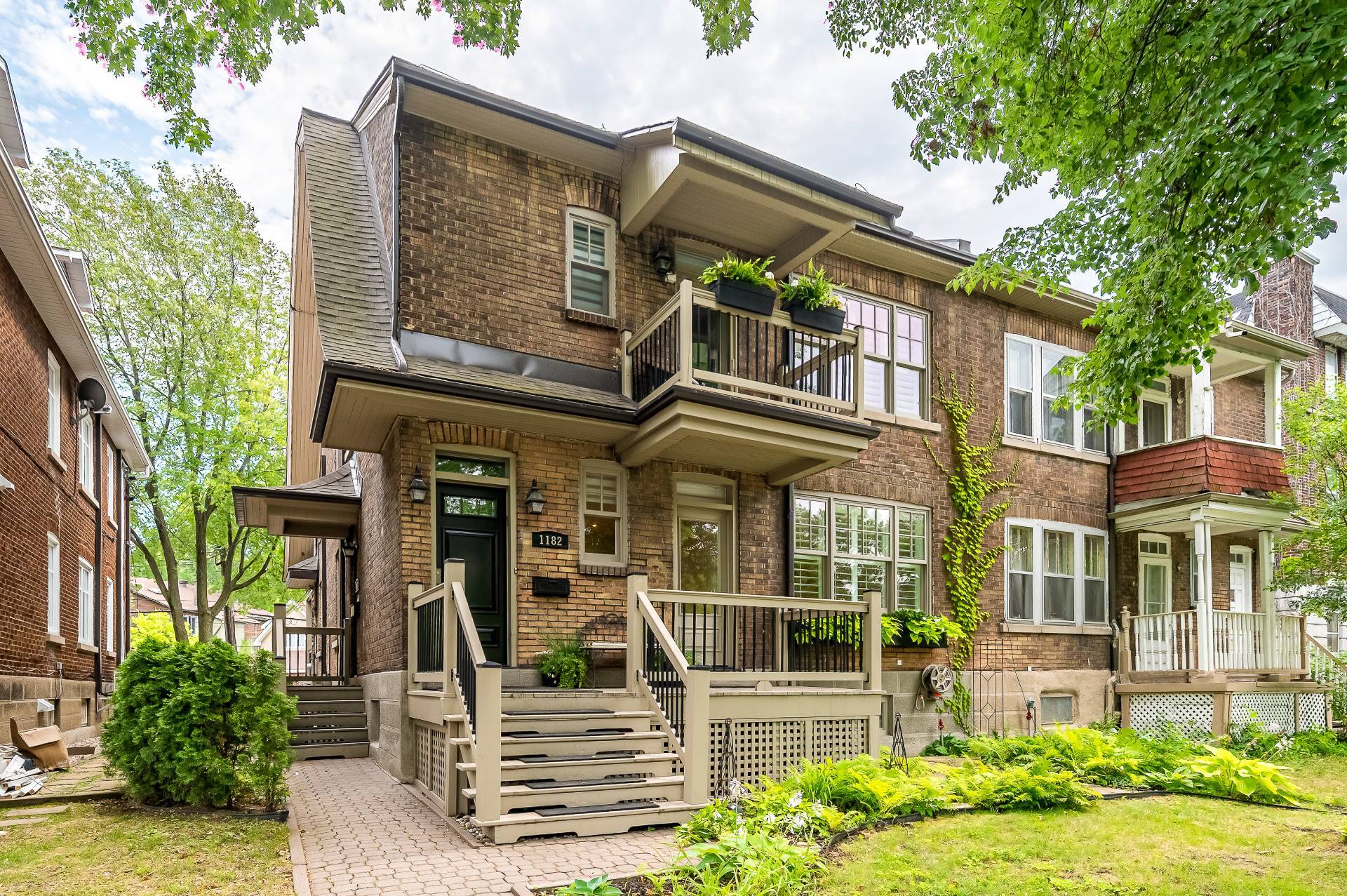 1178, Boul. Graham - Photo1