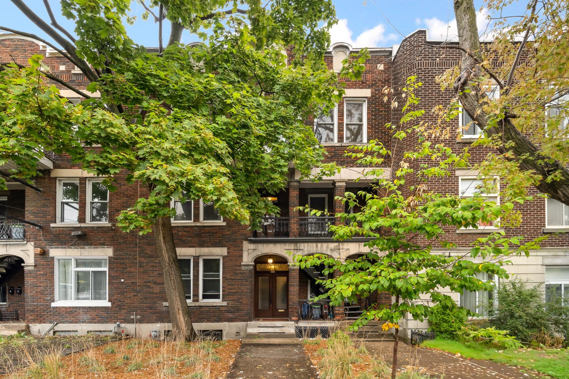 2356-2364, Rue Sherbrooke E. - Photo1
